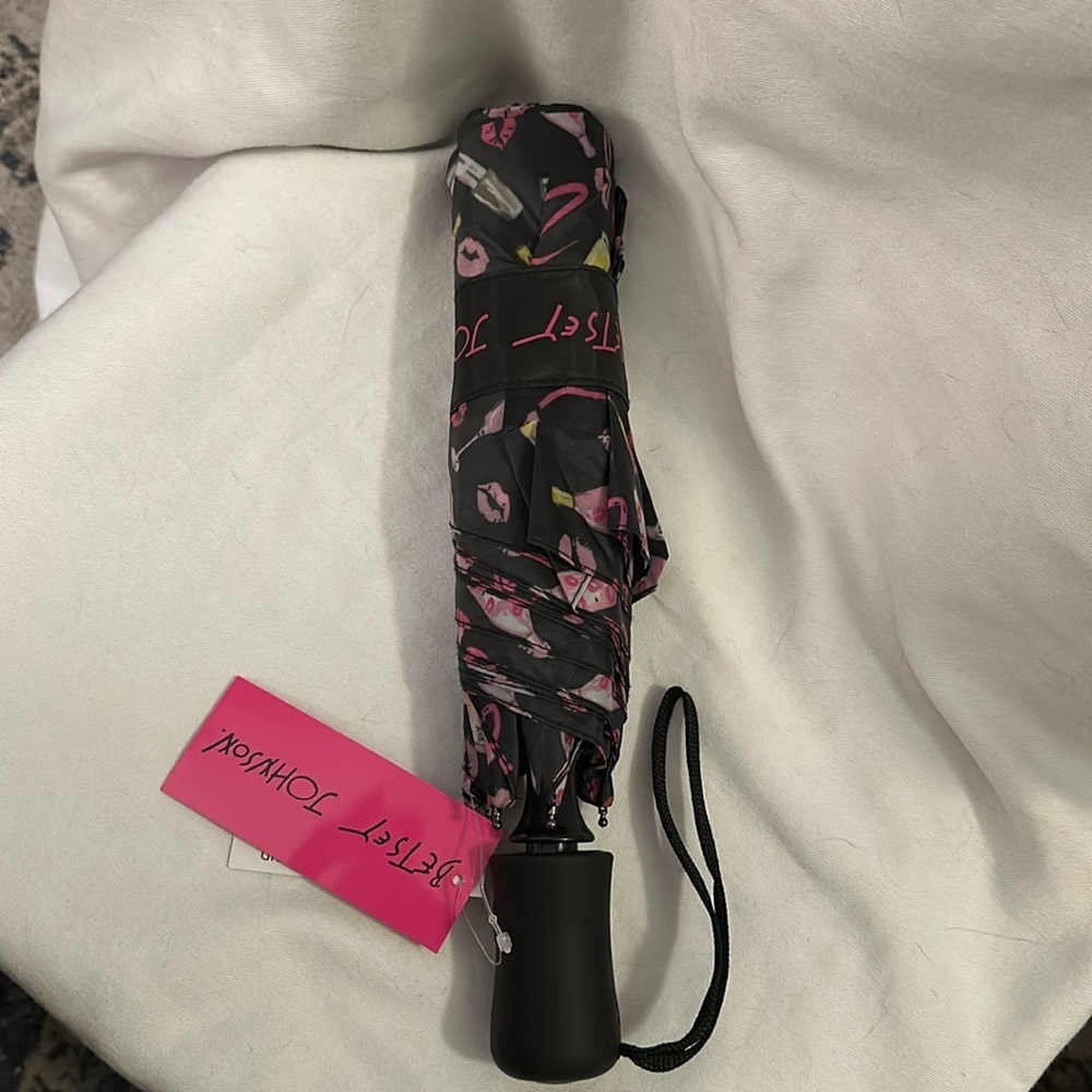 🔥BETSEY JOHNSON UMBRELLA